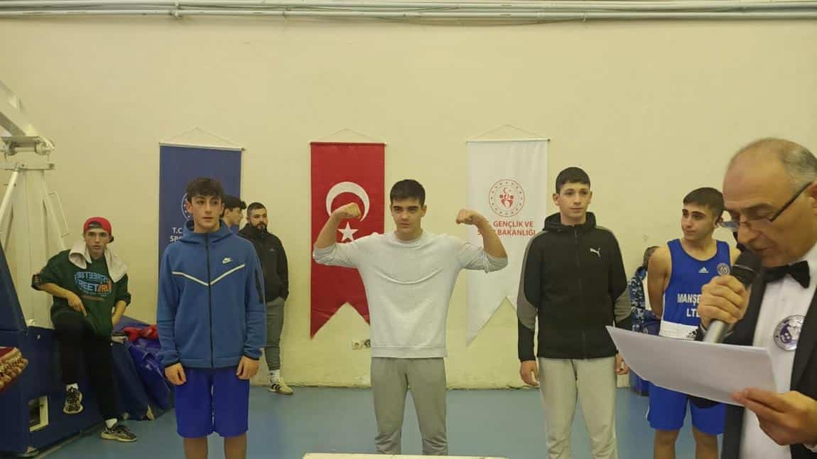 Boks şampiyonasında İstanbul Şampiyonu 